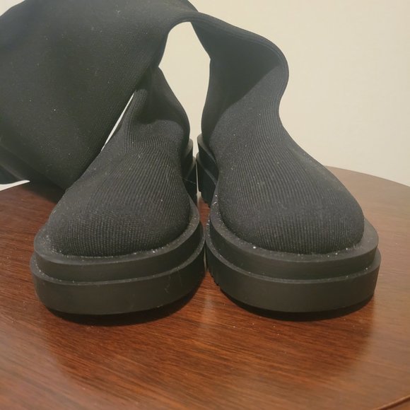 $20 Shoe Sale - Picture 4 of 6